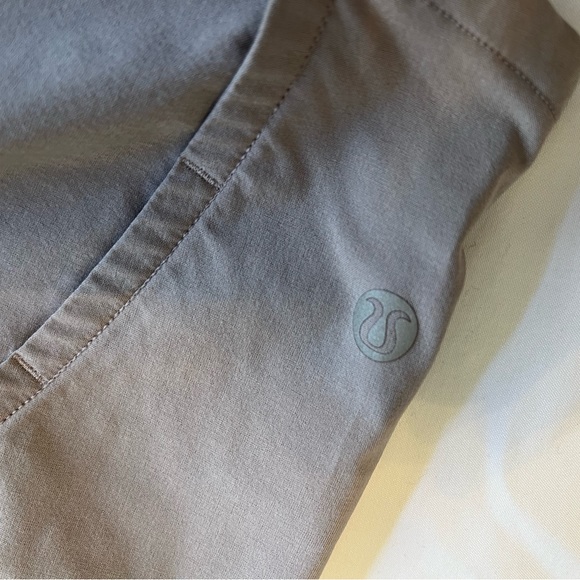 Lululemon Run Times Shorts size 4 Gray - Picture 10 of 10